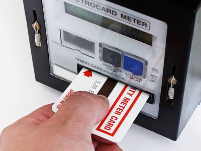 Business Secretary tells energy providers to end forced prepayment meter switching.